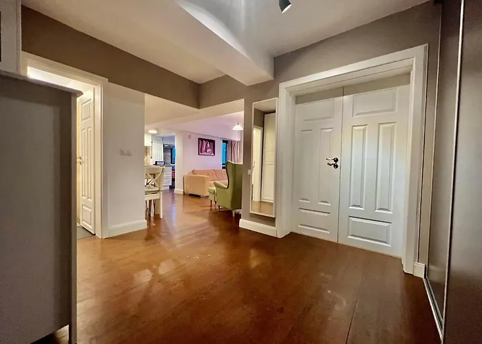 Downtown Unirii Apartment