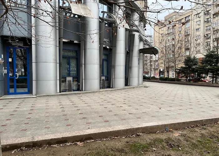 Downtown Unirii * Bucharest