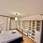 아파트 Downtown Unirii *